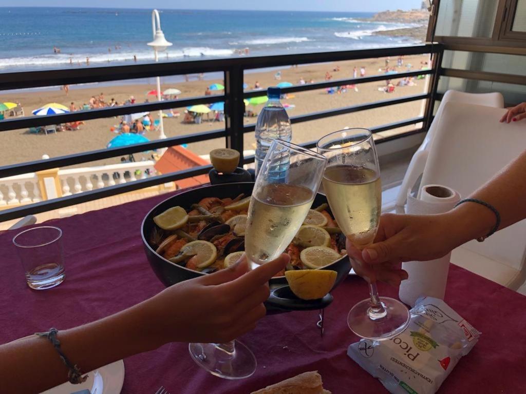 Espectacular En Primera Linea De La Playa 텔데 외부 사진
